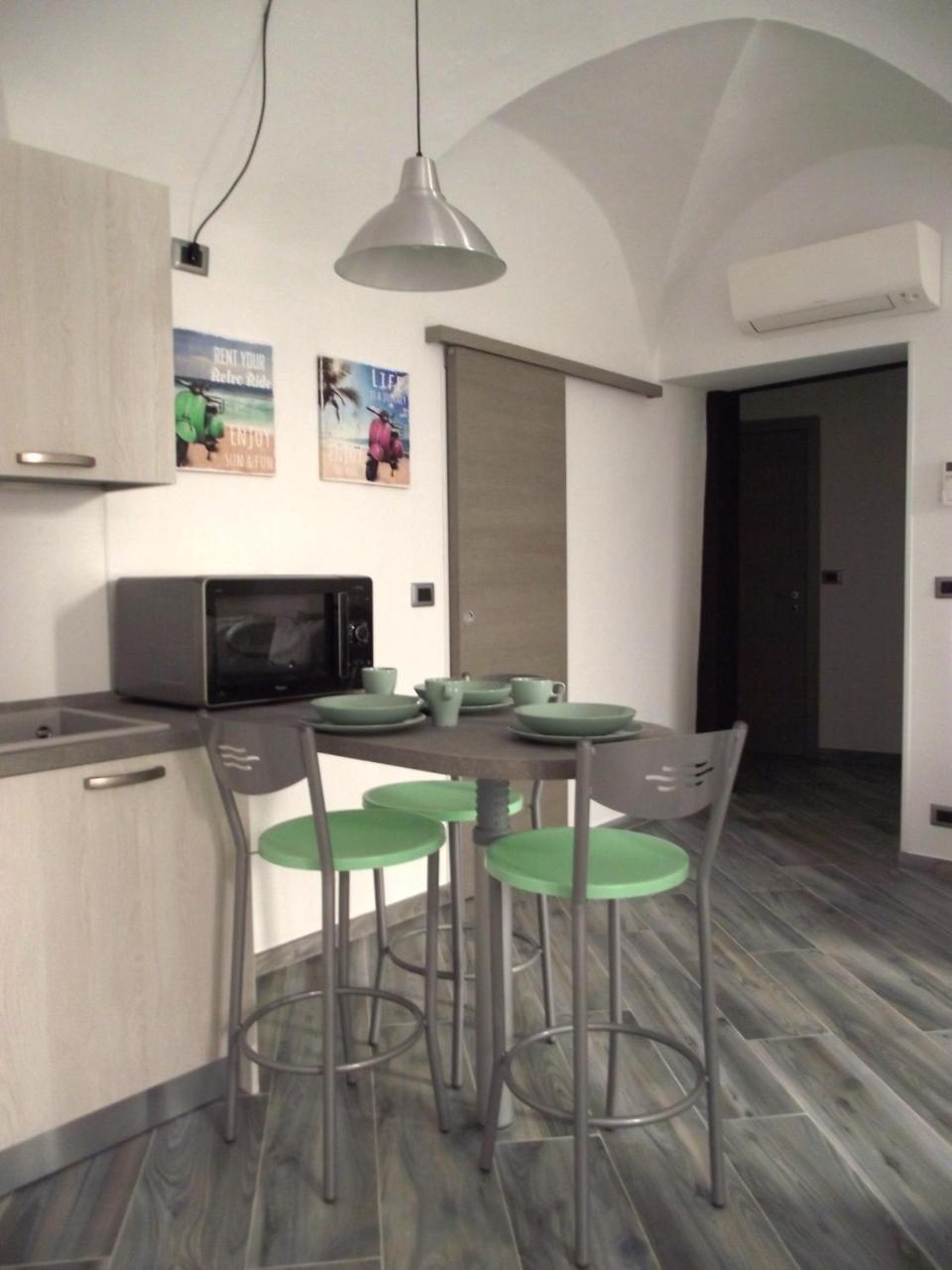 Casa Bartelli Lägenhet Finale Ligure Exteriör bild