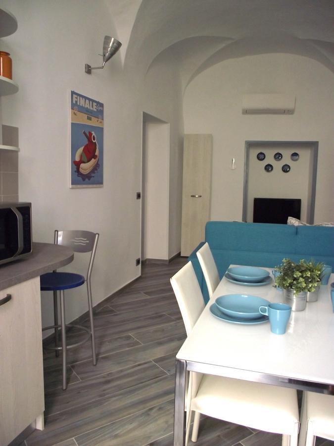 Casa Bartelli Lägenhet Finale Ligure Exteriör bild